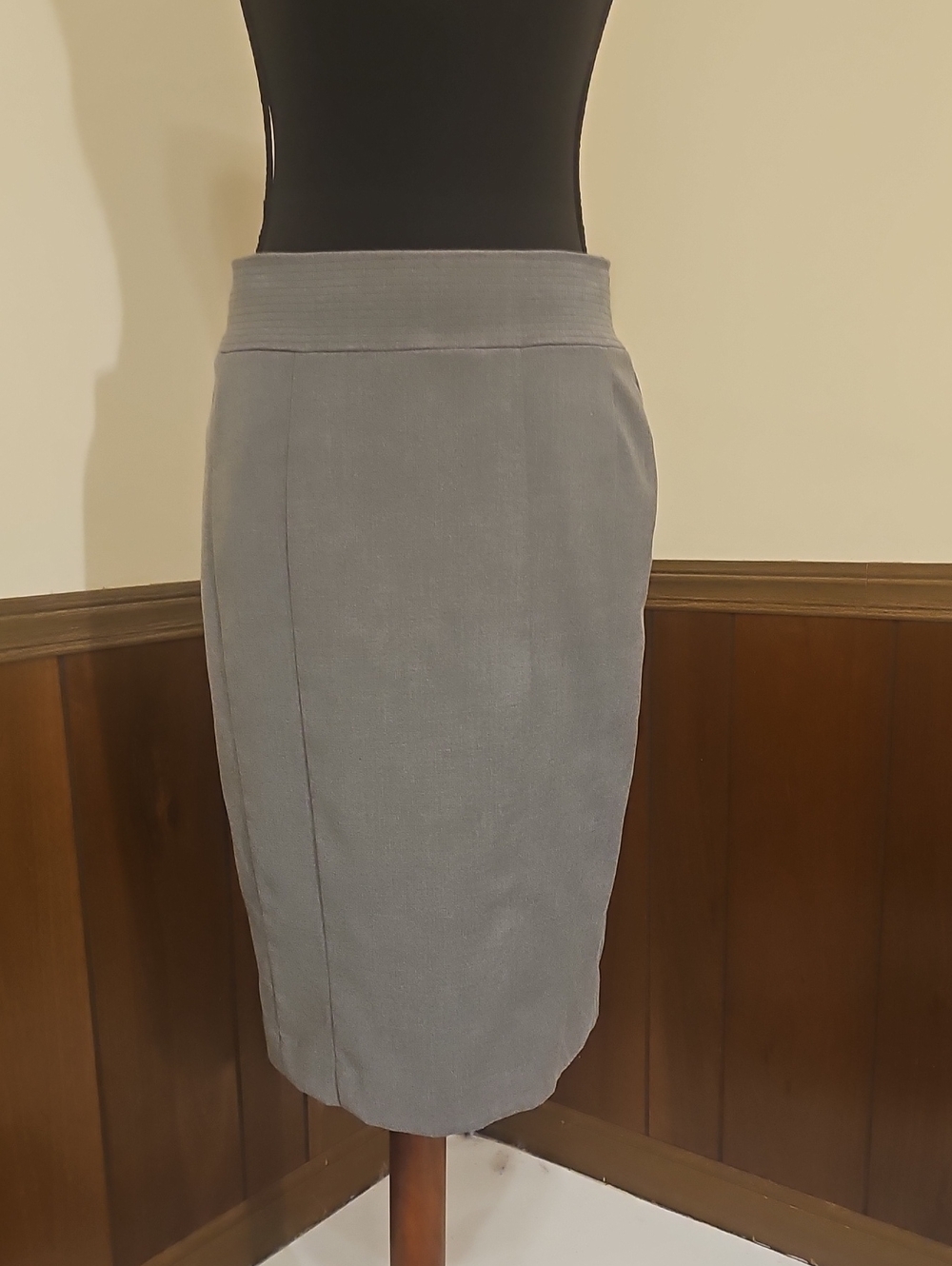 H&M Gray Pencil Skirt Size 8 Classic Career Office Skirt